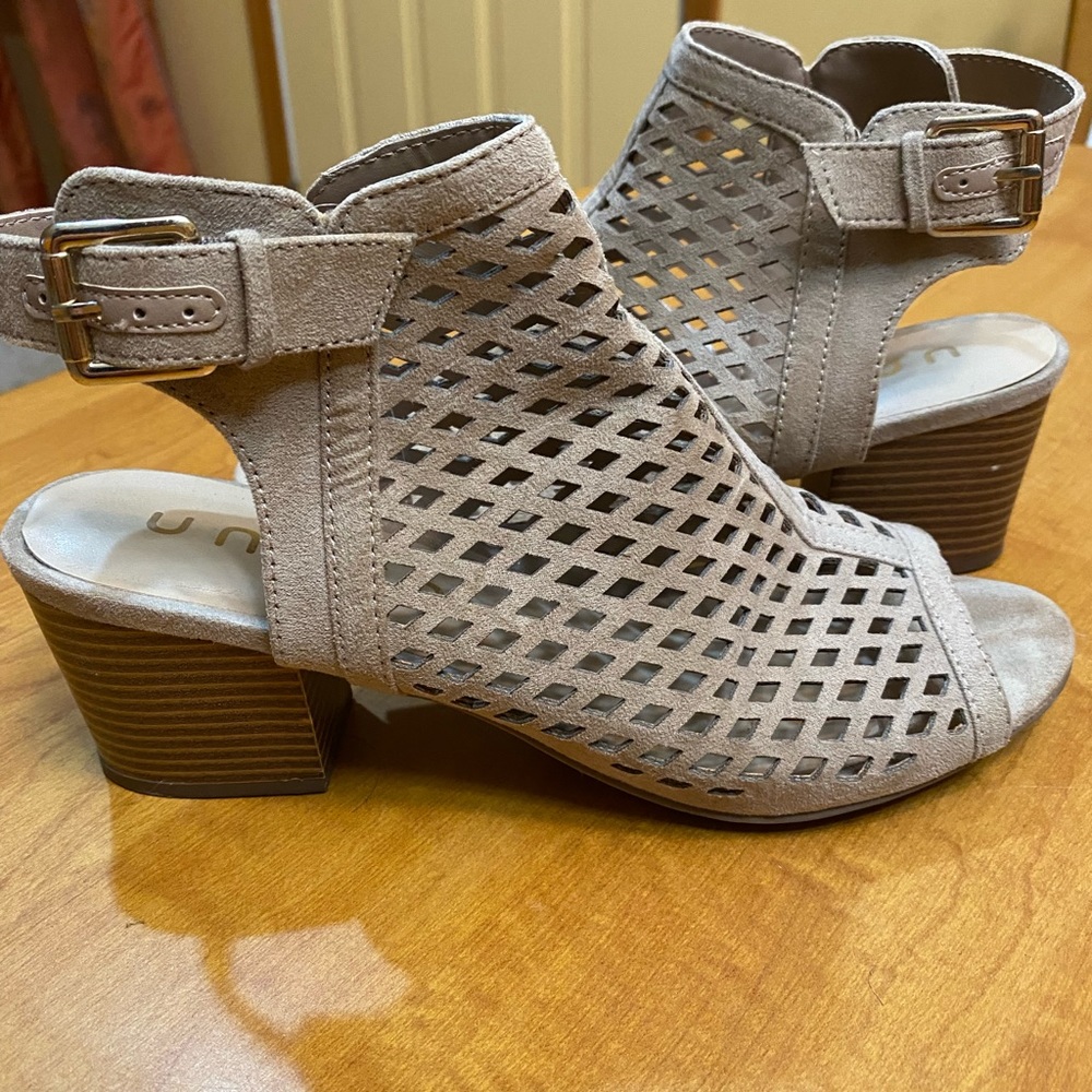 Ladies’ Unisa Tan Open Toe Sandals